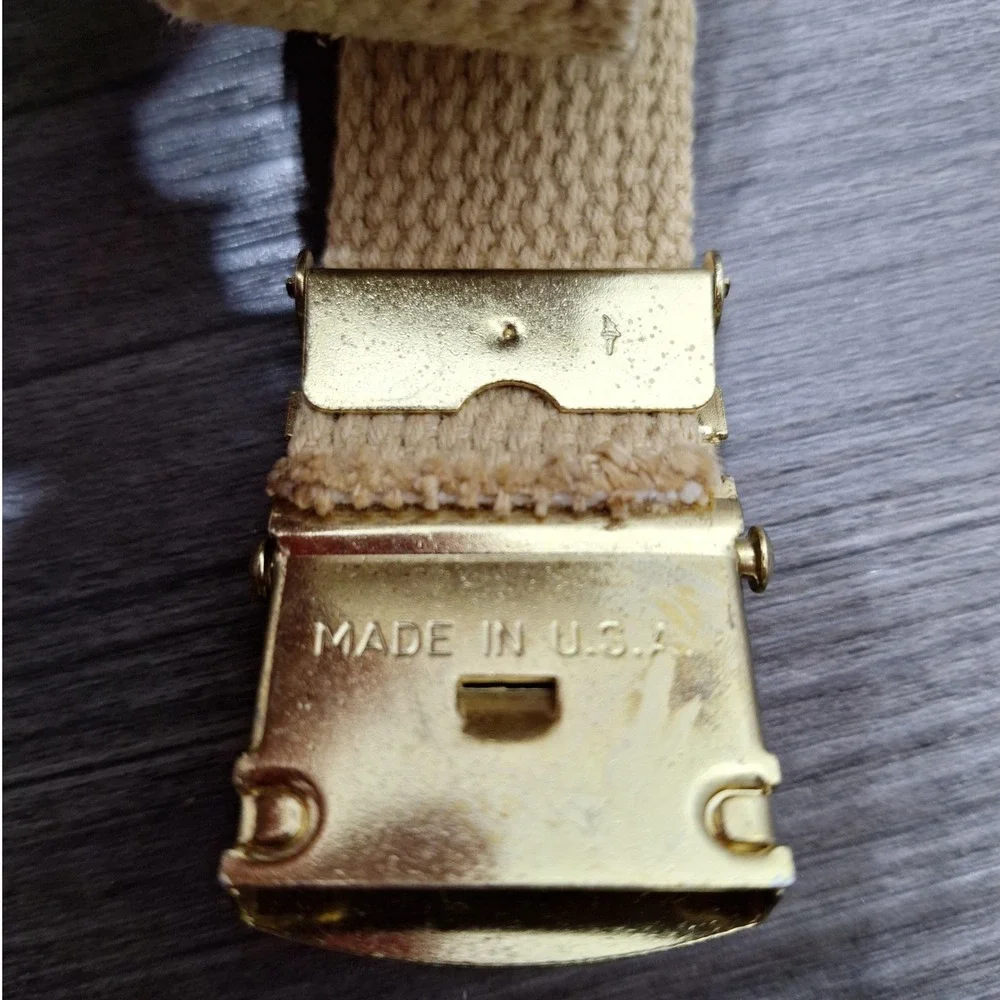 Unbranded vintage military